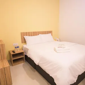 Guest house Ltl ***